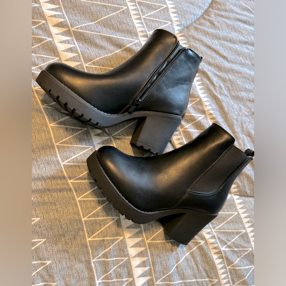 Ankle boots platform with heels